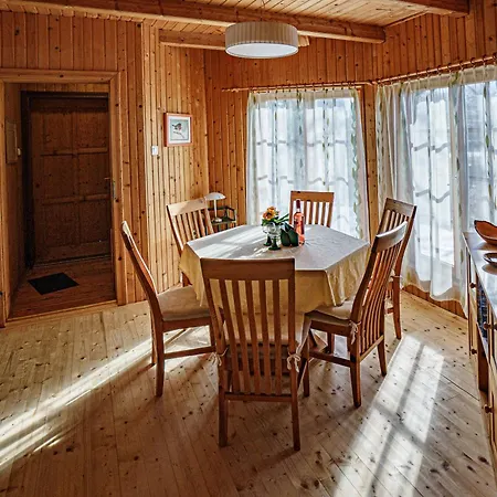 Holiday home Zoeldfenyo Nyaralo, Tannengruen