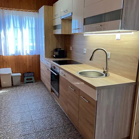 Zoeldfenyo Nyaralo, Tannengruen Prázdninový dům